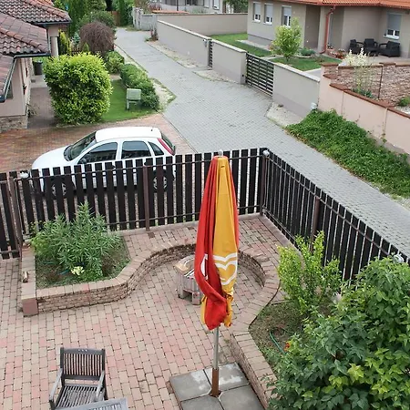 Marta Apartman Balatonalmádi Exterior photo